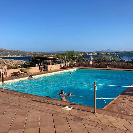 Casa Mughetto R5055 Wifi, Seafront, Private Sea Access, Swimming Pool Semesterbostad *