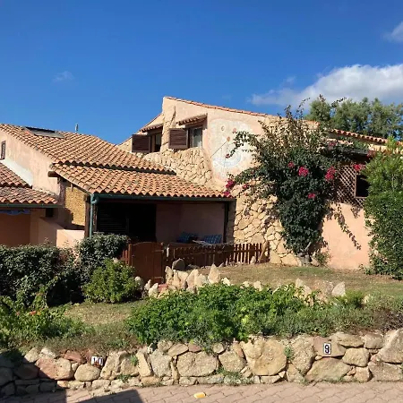 Casa Mughetto R5055 Wifi, Seafront, Private Sea Access, Swimming Pool Semesterbostad La Maddalena (Sassari)