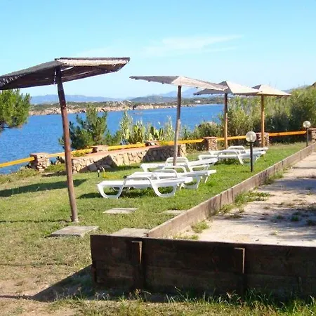 Casa Mughetto R5055 Wifi, Seafront, Private Sea Access, Swimming Pool Nyaraló La Maddalena