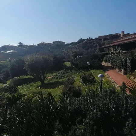 Nyaraló Casa Mughetto R5055 Wifi, Seafront, Private Sea Access, Swimming Pool La Maddalena