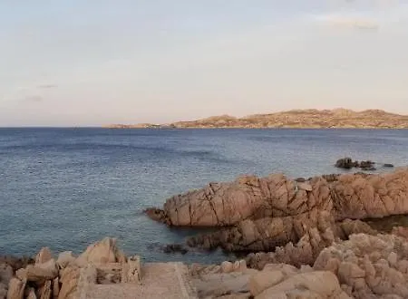 Casa Mughetto R5055 Wifi, Seafront, Private Sea Access, Swimming Pool Semesterbostad *