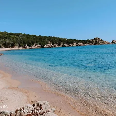Casa Mughetto R5055 Wifi, Seafront, Private Sea Access, Swimming Pool Prázdninový dům La Maddalena (Sassari)