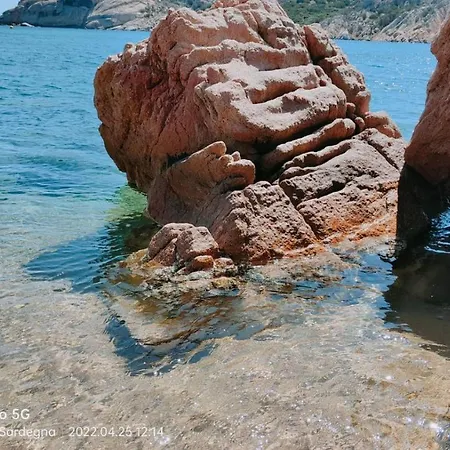 Дом отдыха Casa Mughetto R5055 Wifi, Seafront, Private Sea Access, Swimming Pool *