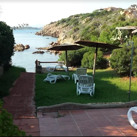 Semesterbostad Casa Mughetto R5055 Wifi, Seafront, Private Sea Access, Swimming Pool