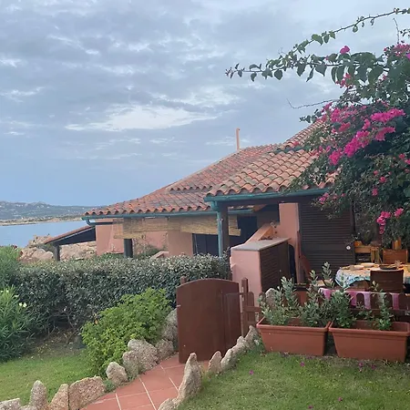 Casa Mughetto R5055 Wifi, Seafront, Private Sea Access, Swimming Pool La Maddalena (Sassari)