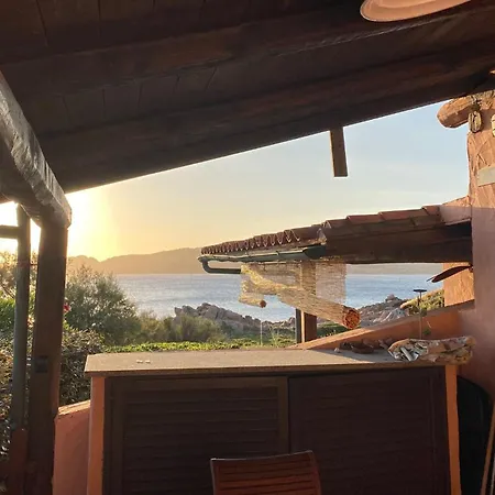 Casa Mughetto R5055 Wifi, Seafront, Private Sea Access, Swimming Pool Hébergement de vacances *