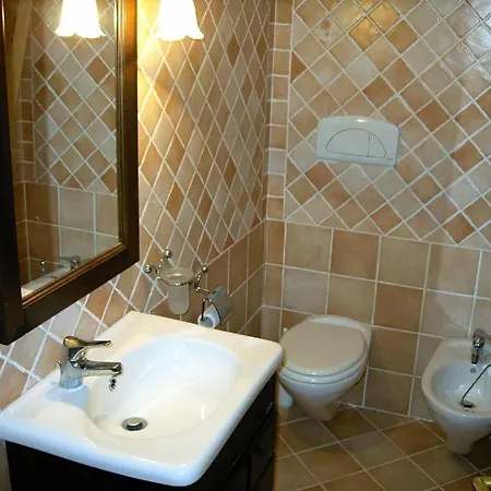 Casa Mughetto R5055 Wifi, Seafront, Private Sea Access, Swimming Pool Hébergement de vacances *