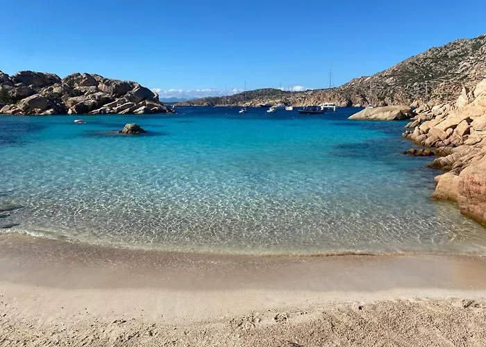 Nyaraló Casa Mughetto R5055 Wifi, Seafront, Private Sea Access, Swimming Pool La Maddalena
